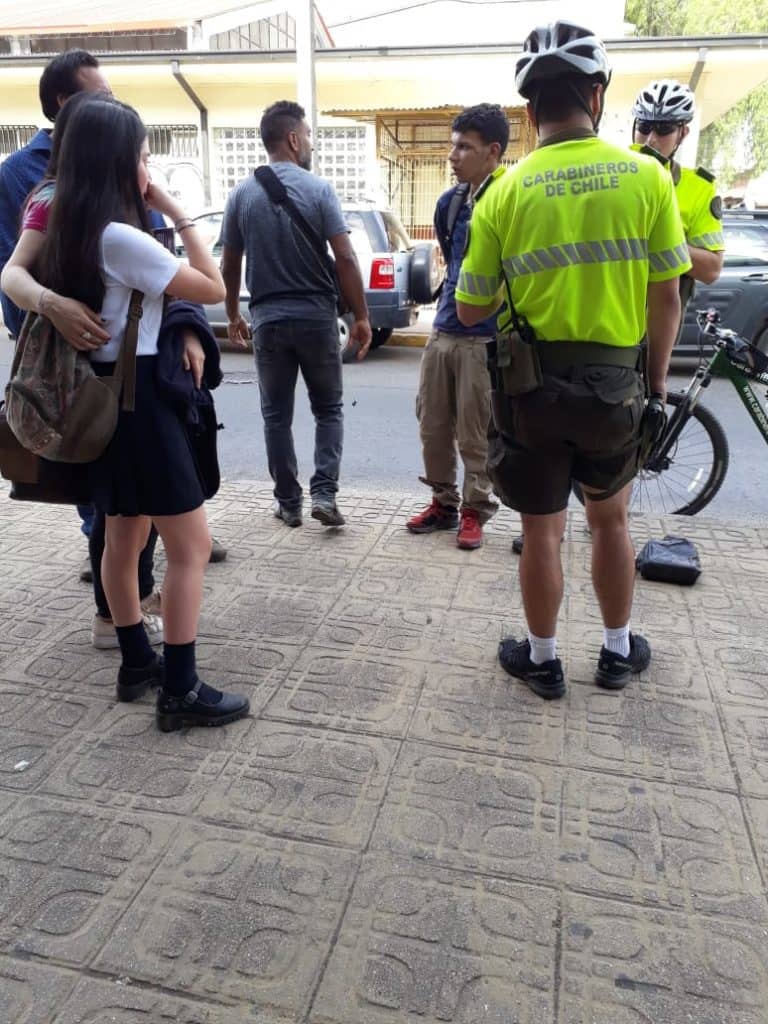 Carabineros detiene a delincuente que robaba celulares en el centro de Curicó