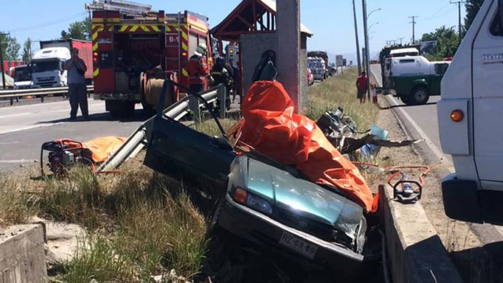 Caja de tomates causó tragedia carretera: Tres fallecidos