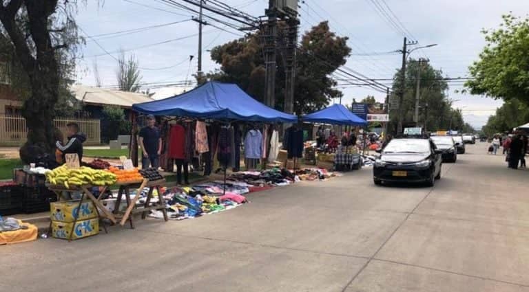 Trasladar o regular: Inicia el debate en Curicó por traslado de la Feria de las Pulgas