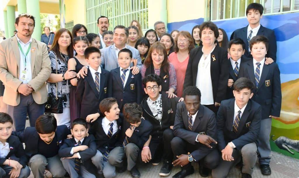 Escolares curicanos abogan por la no violencia