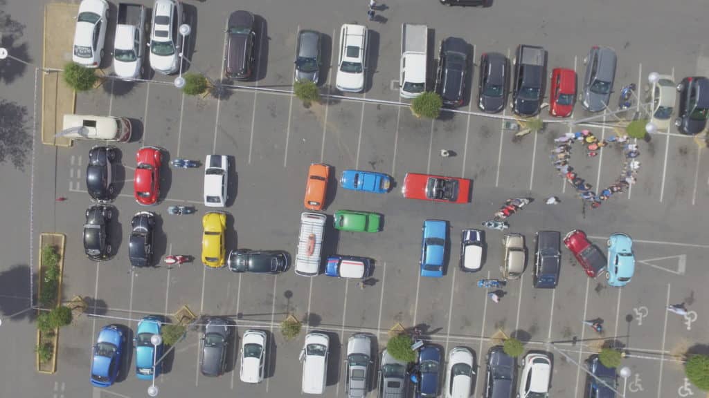 Más de 40 autos clásicos se reunieron apoyando a la Teletón