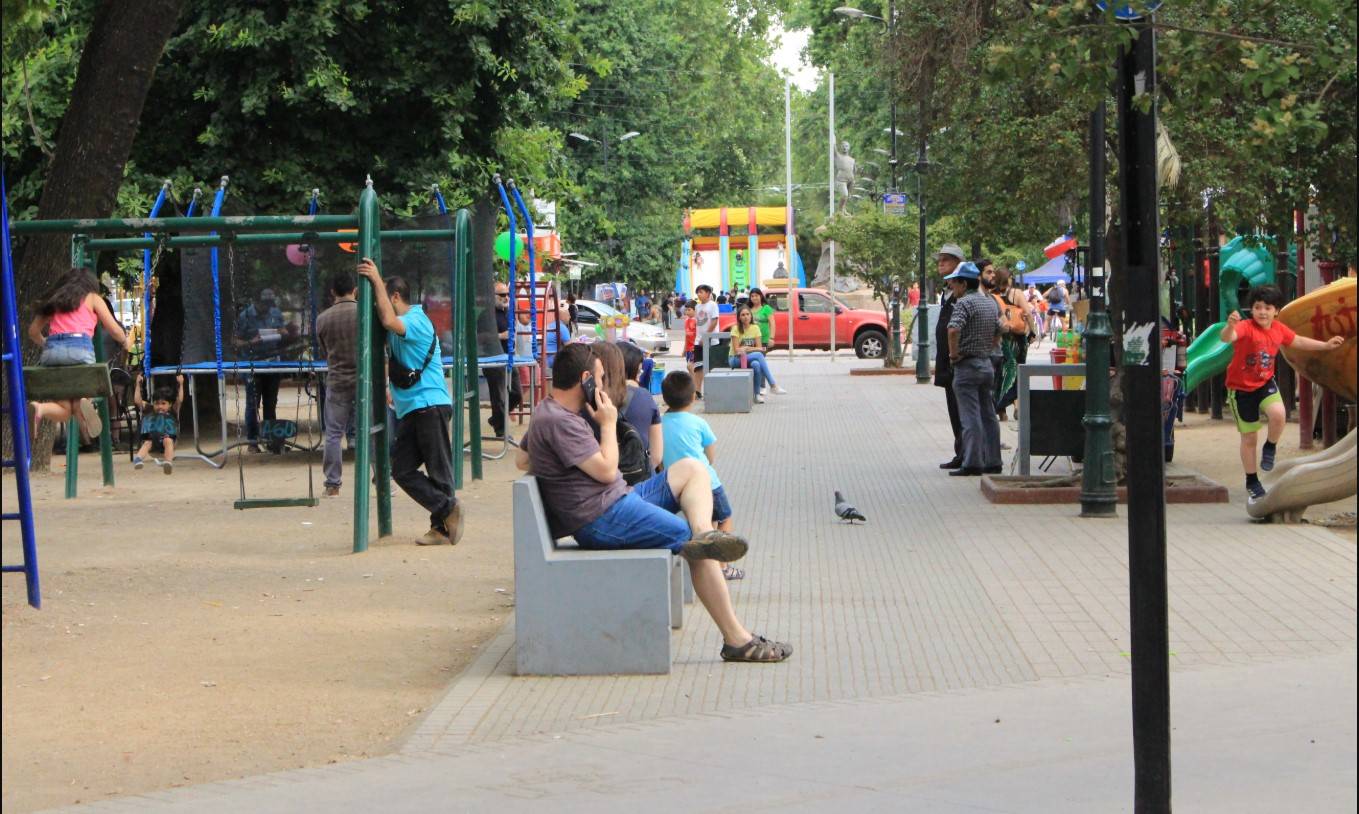 Hombre en riesgo vital tras ser apuñalado en la Alameda de Curicó