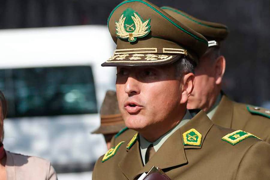 No descartan salida de más generales durante reestructuración en Carabineros