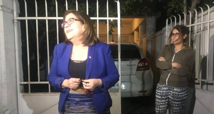 Seremi Rosa Oyarce frustró “portonazo”