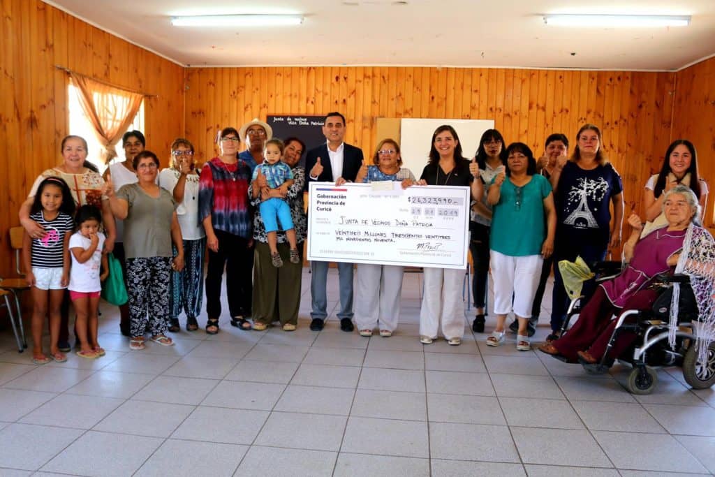 Entregan recursos para nueva plazoleta en Villa Doña Patricia de Sarmiento