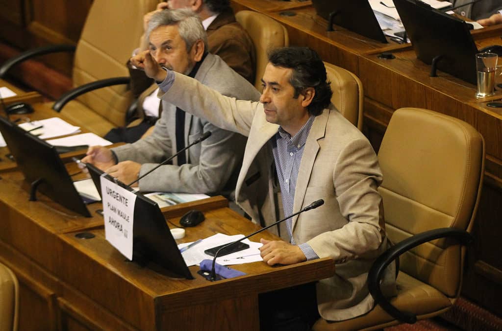 Diputado Alexis Sepúlveda pide no cambiar proyecto de ley sobre pesca de la jibia