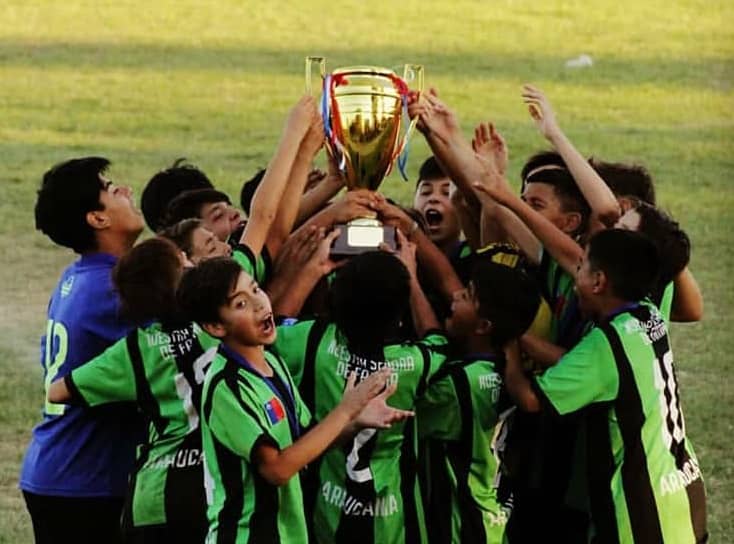 Torneo Internacional de Fútbol consagró a 13 campeones en la Provincia