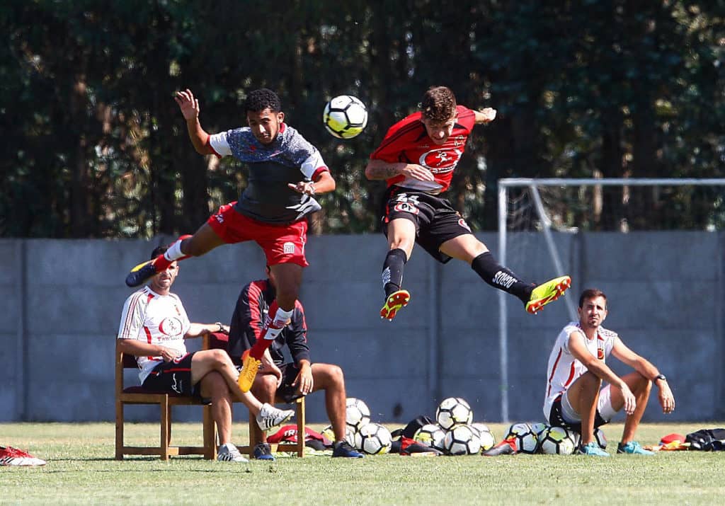 Quiroga y Harding anotaron en la victoria de Curicó Unido sobre Rangers