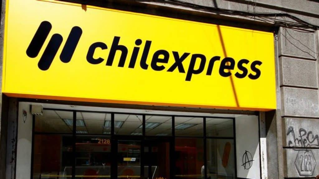 Curicanos podrán pagar compras de Amazon en efectivo en sucursales Chilexpress