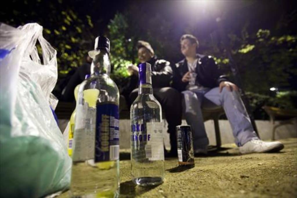 Carabineros aplica mano dura contra “macheteros” en la alameda de Curicó