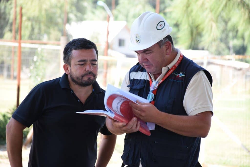 Inician trabajos de mejoramiento en el deportivo de Santa Rosa