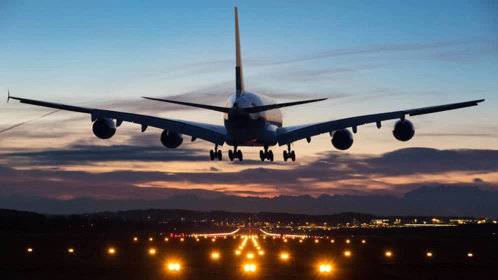Aerolínea lanza promoción con pasajes de avión más baratos que un minibús
