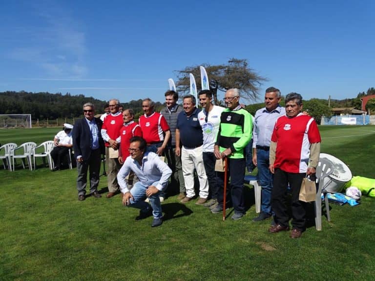 Unión Llico inauguró su nueva cancha con ceremonia y partido ante Colo Colo de “Todos Los Tiempos”