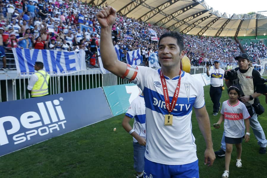 Cristián Álvarez recibirá homenaje en el encuentro entre la UC y Curicó Unido