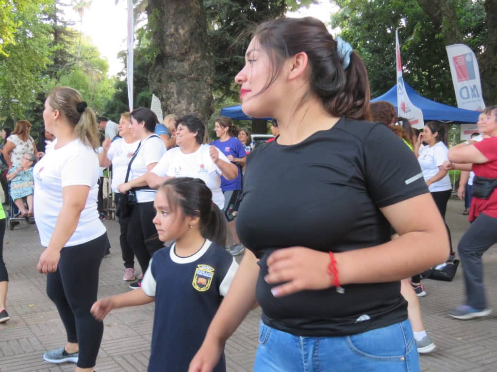Masivos de zumba recorrerán la Región del Maule en el Mes de la Mujer