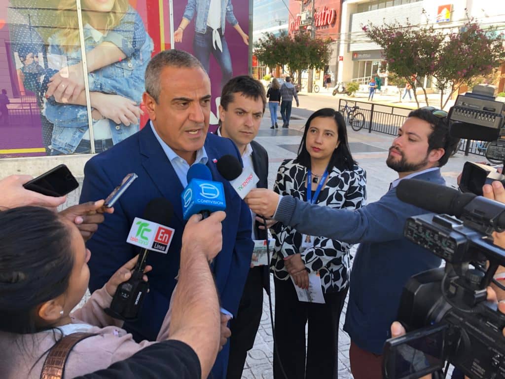 Autoridades valoraron nueva ley que moderniza el  SERNAC