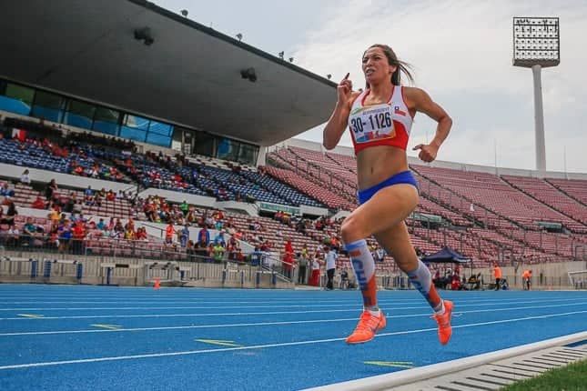 Evelyn Ortiz estampó el récord de Chile con su Top 6 y espera con ansias la final en 800 metros