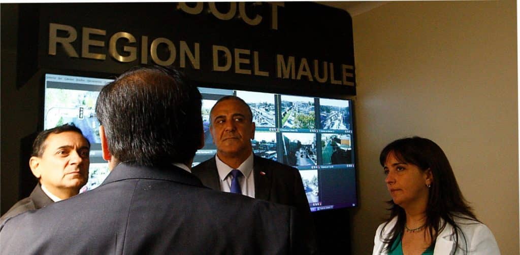 Buscan implementar medidas para mejorar flujo vehicular en Curicó