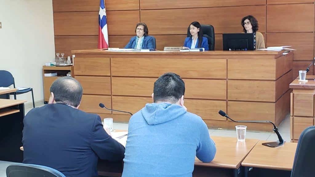 Fiscalía pide 10 años de cárcel para colectivero ebrio que arrolló y mató a dos adolescentes en Teno
