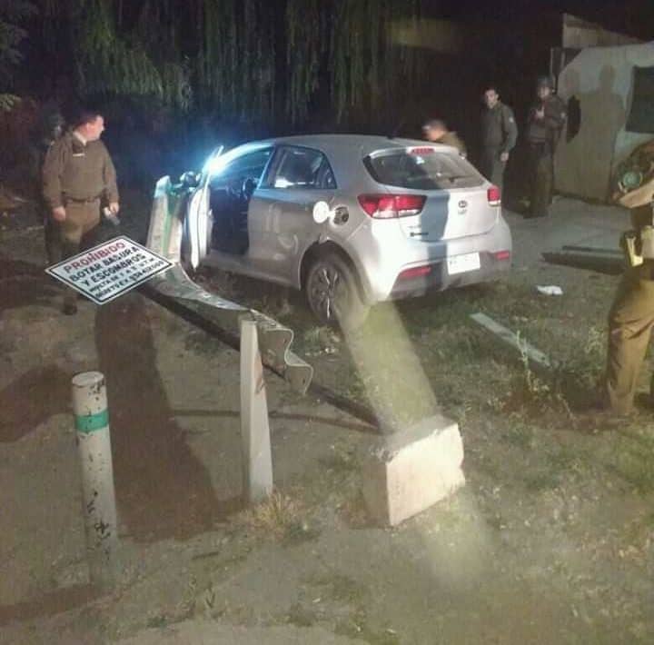Pareja asaltó servicentro y huyó disparando a Carabineros en Curicó