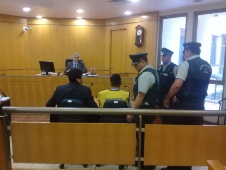 Tribunal mantiene prisión preventiva de imputado por crimen de Aylin Fuentes