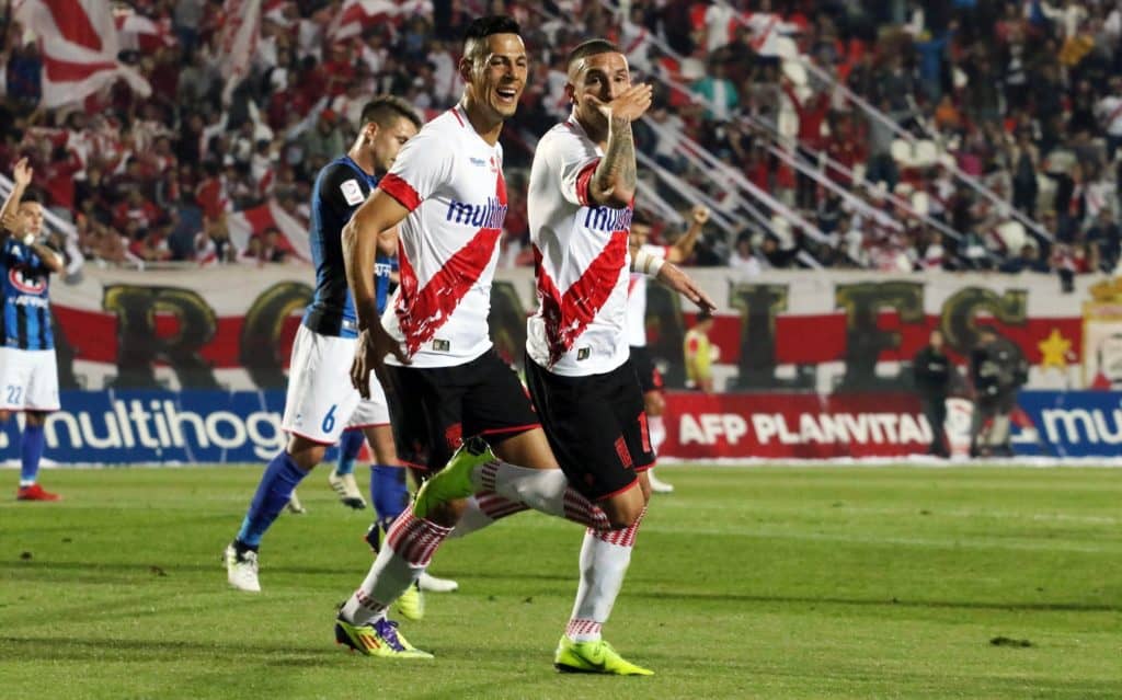 Gana, gusta y golea: Curicó Unido vence a Huachipato y recupera terreno en el Torneo Nacional