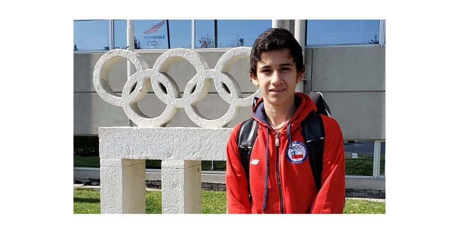 Deportistas curicanos compiten en el XIX Sudamericano de Karate en Bolivia