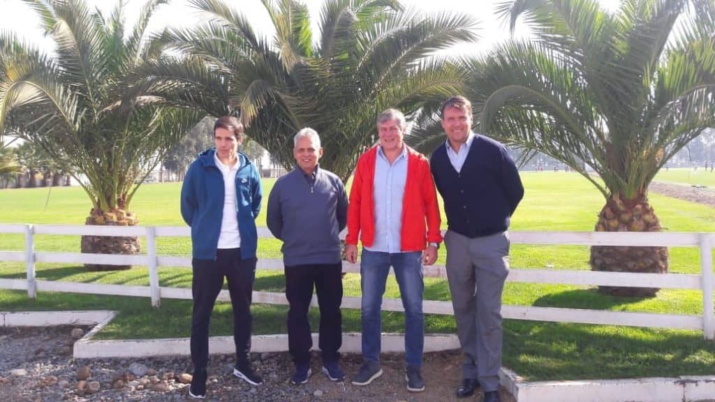 DT de "La Roja" Reinaldo Rueda visitó Complejo Deportivo de Curicó Unido