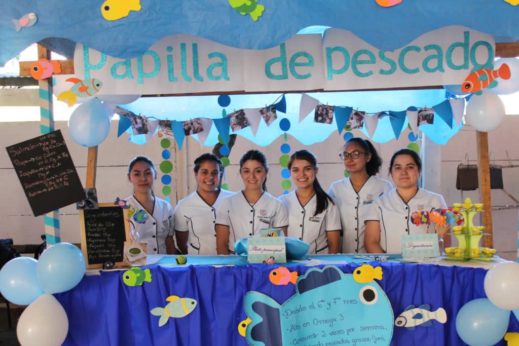 Estudiantes de la Universidad Católica del Maule expusieron recetarios para prevenir enfermedades