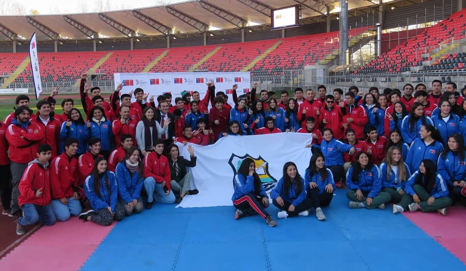 Deportistas de la Región del Maule recibieron indumentaria de cara a los Juegos Nacionales y Paranacionales