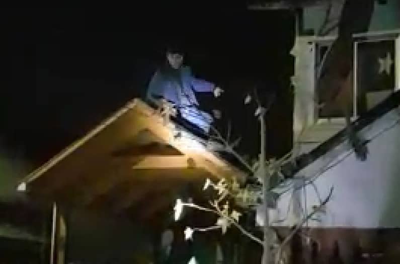 Sujeto fue detenido tras ser sorprendido sobre el techo de una casa en Villa El Encanto 4 de Curicó