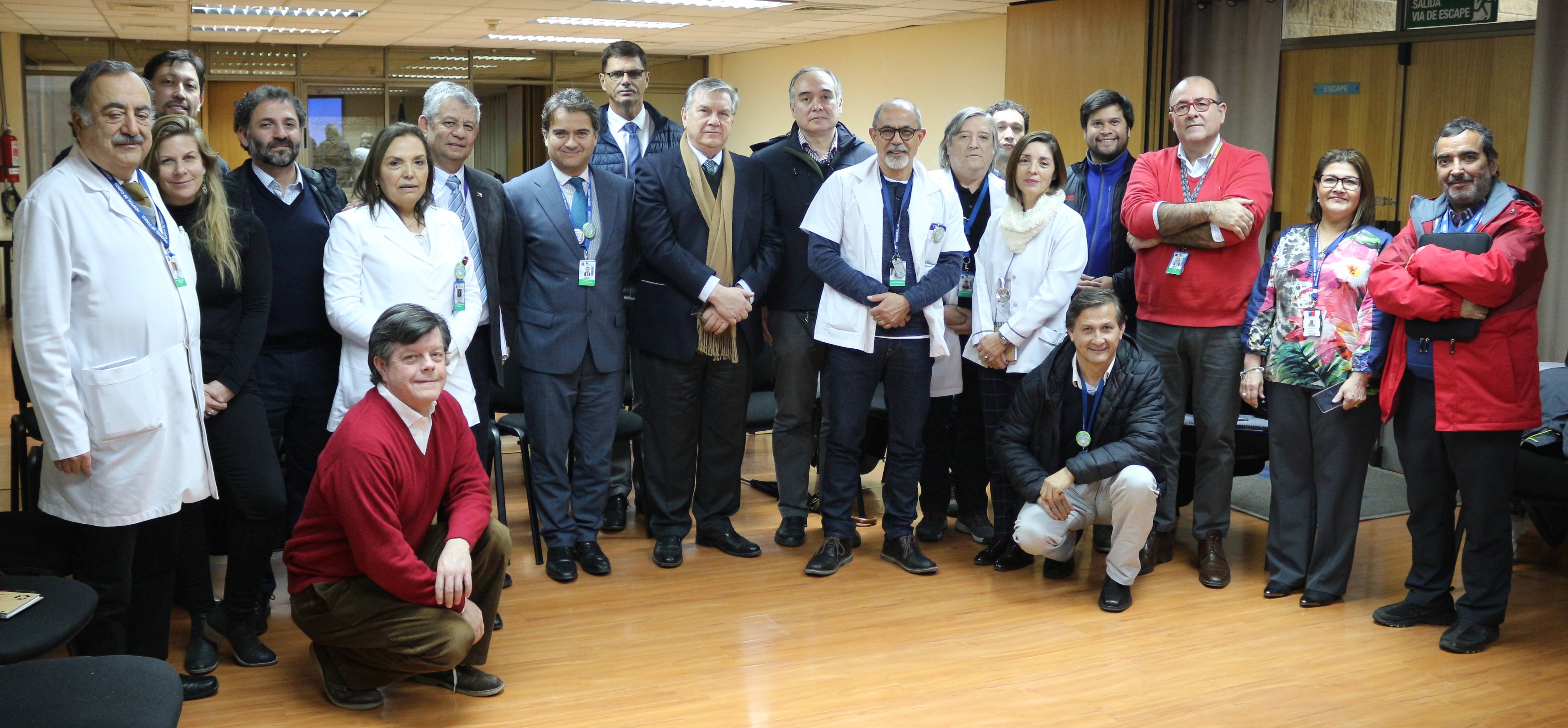 Hospital de Curicó y Clínica Alemana de Santiago planean convenio de colaboración