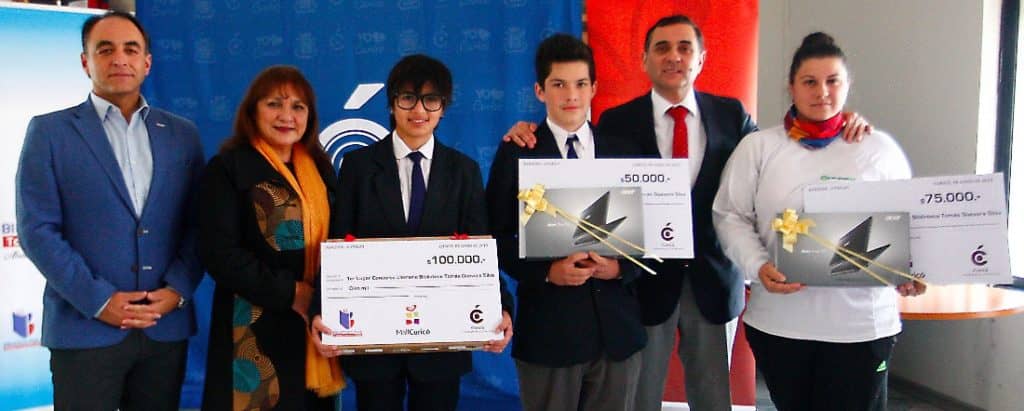 Biblioteca Municipal realizó premiación de concurso literario “Curicó en 100 palabras”