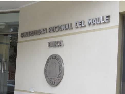 Concejal Francisco Sanz recurrió a la Contraloría por fallida licitación de Iglesia El Carmen