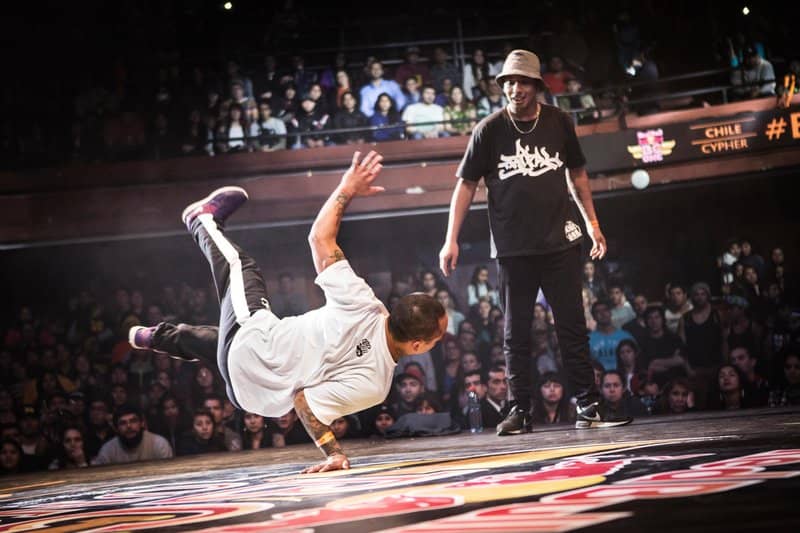 Seremi de Deportes se reúne con club de break dance ante opción de que sea deporte olímpico
