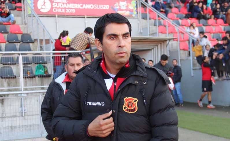 Finalmente Héctor Tapia fue ratificado en la banca de Rangers de Talca
