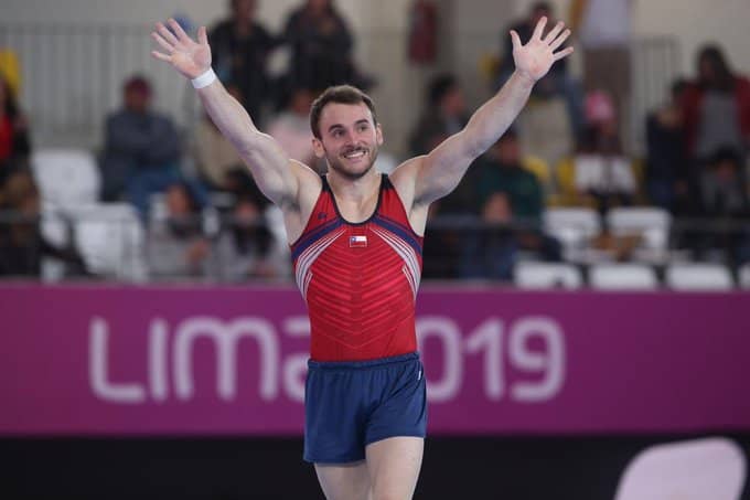 Tomás González y María Fernanda Valdés logran las primeras medallas de oro para Chile