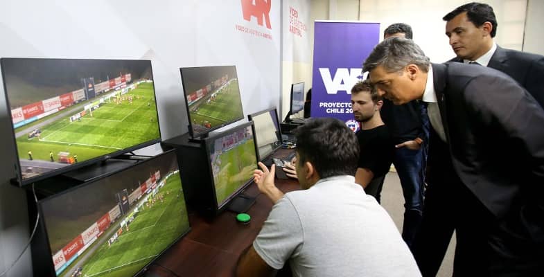 El VAR hará su estreno en Chile en la semifinal y final de la Copa Chile 2019