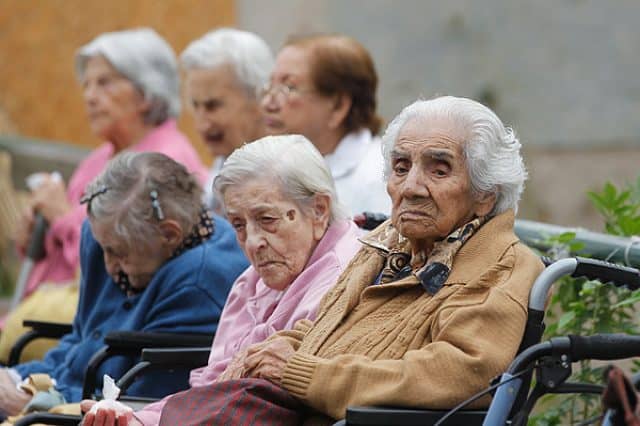 Gastroenterólogos alertan sobre las enfermedades digestivas más frecuentes en adultos mayores