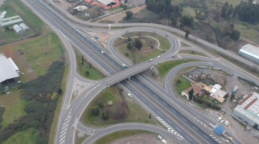 Alcaldesa solicitó a ministro de Obras Públicas financiar pavimentación de ruta a la Montaña de Teno