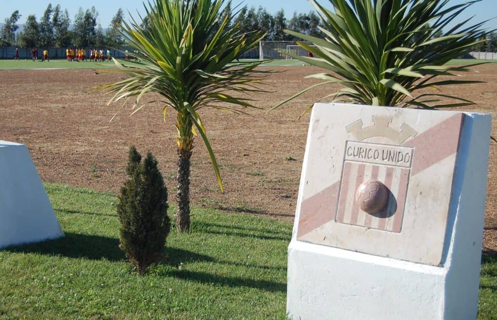 Curicó Unido se suma al rechazo por ataque a Gerente General de Azul Azul