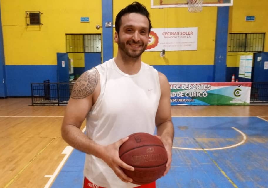Sebastián Sáez, alero de Deportivo Liceo: “Nos mataremos por el ascenso a Primera”