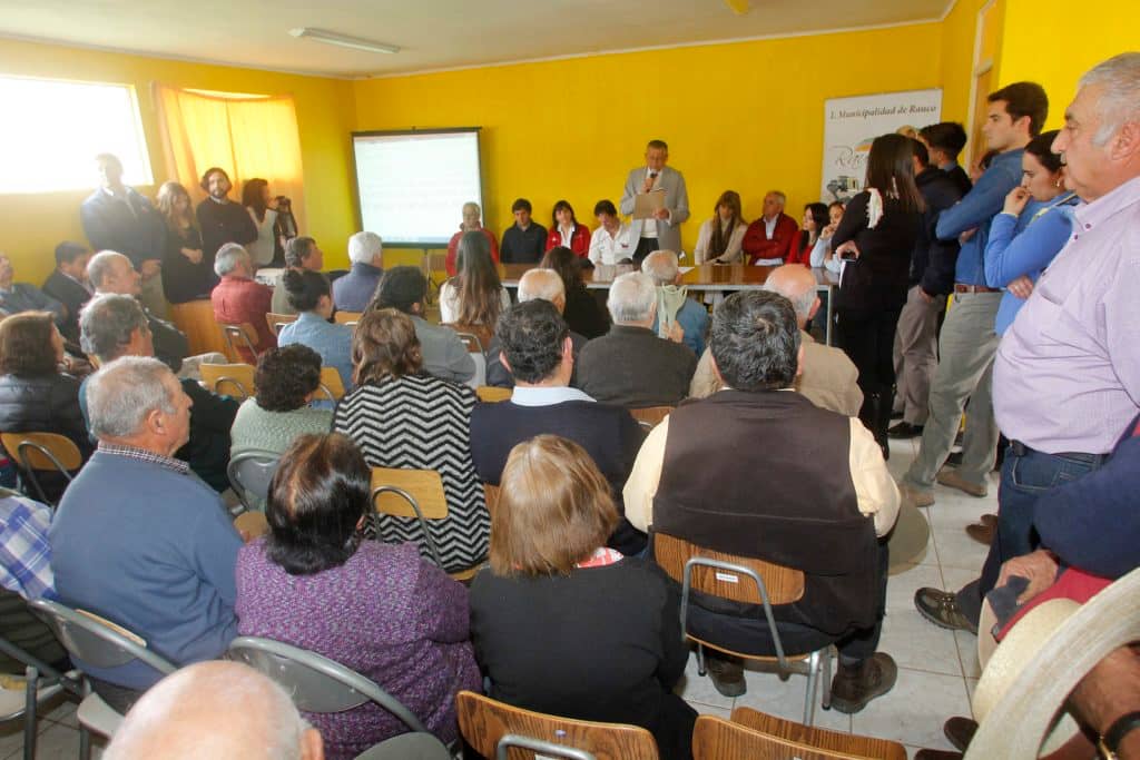 Autoridades locales y de gobierno visitaron sector El Parrón de Rauco