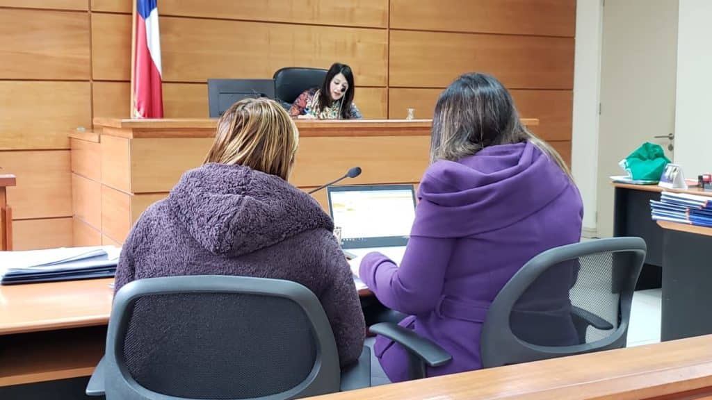 Tribunal de garantía formalizó a mujer por violencia intrafamiliar a su pareja en Sagrada Familia