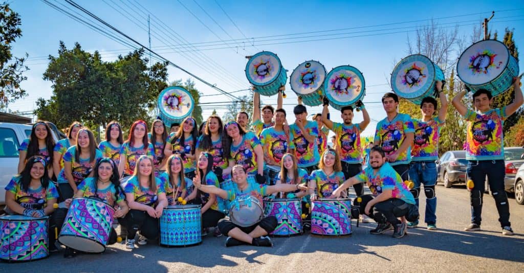 Batucada Arte Joven de Curicó celebrará sus 21 años con carnaval en Sagrada Familia