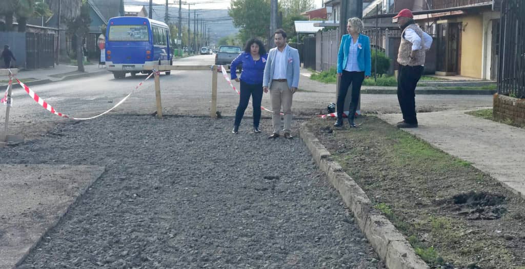 Municipalidad inició trabajos para arreglar calles y veredas de Molina