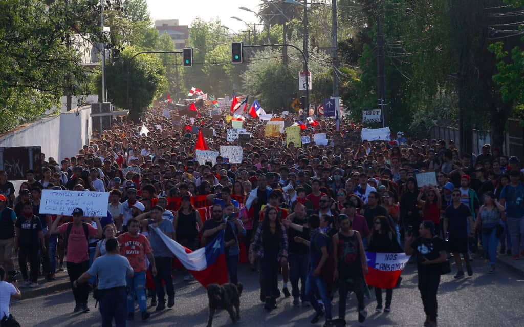 Curicó se moviliza: las postales que dejaron las manifestaciones del domingo