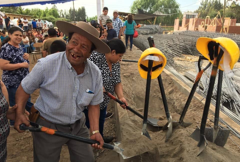 Comenzó construcción de viviendas para Comité Habitacional Santa Elena de Teno