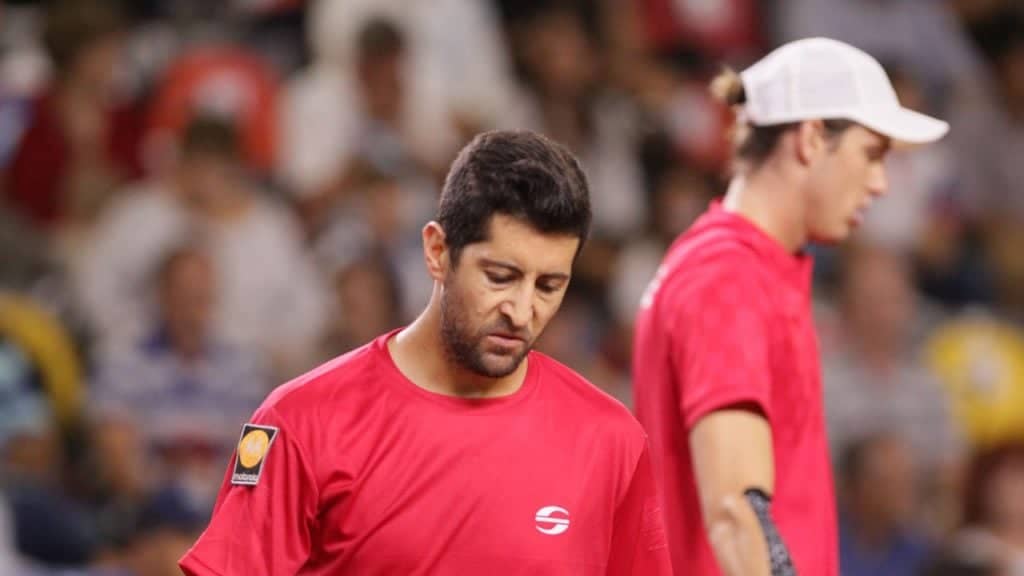 Jornada para el olvido en Copa Davis: Chile también  cae en el Dobles
