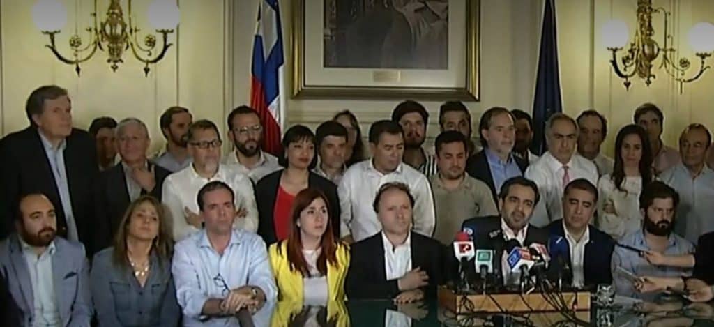Partidos firmaron “Acuerdo por la Paz y una nueva Constitución”
